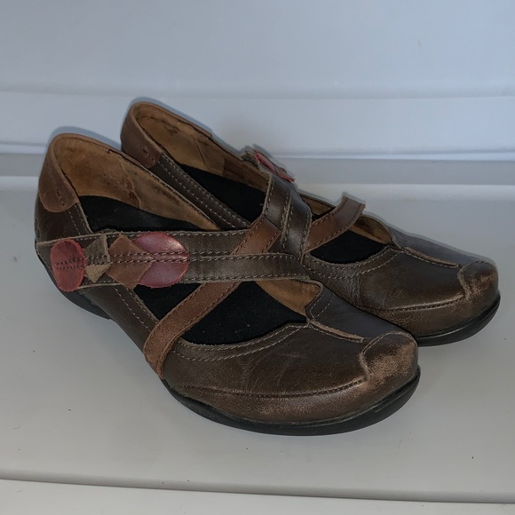 Taos Footwear Shoes - Taos Brown Leather Mary Jane Shoes Women’s Size 7